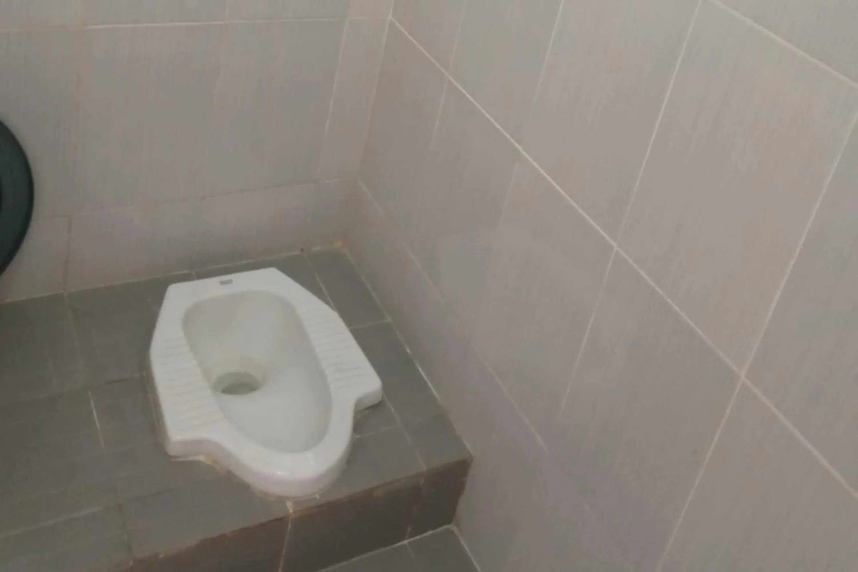 Bathroom in Hotel O Handisa Homestay SyariahNearKedai Kopi Atien Bathroom in Hotel O Handisa Homestay SyariahNearKedai Kopi Atien