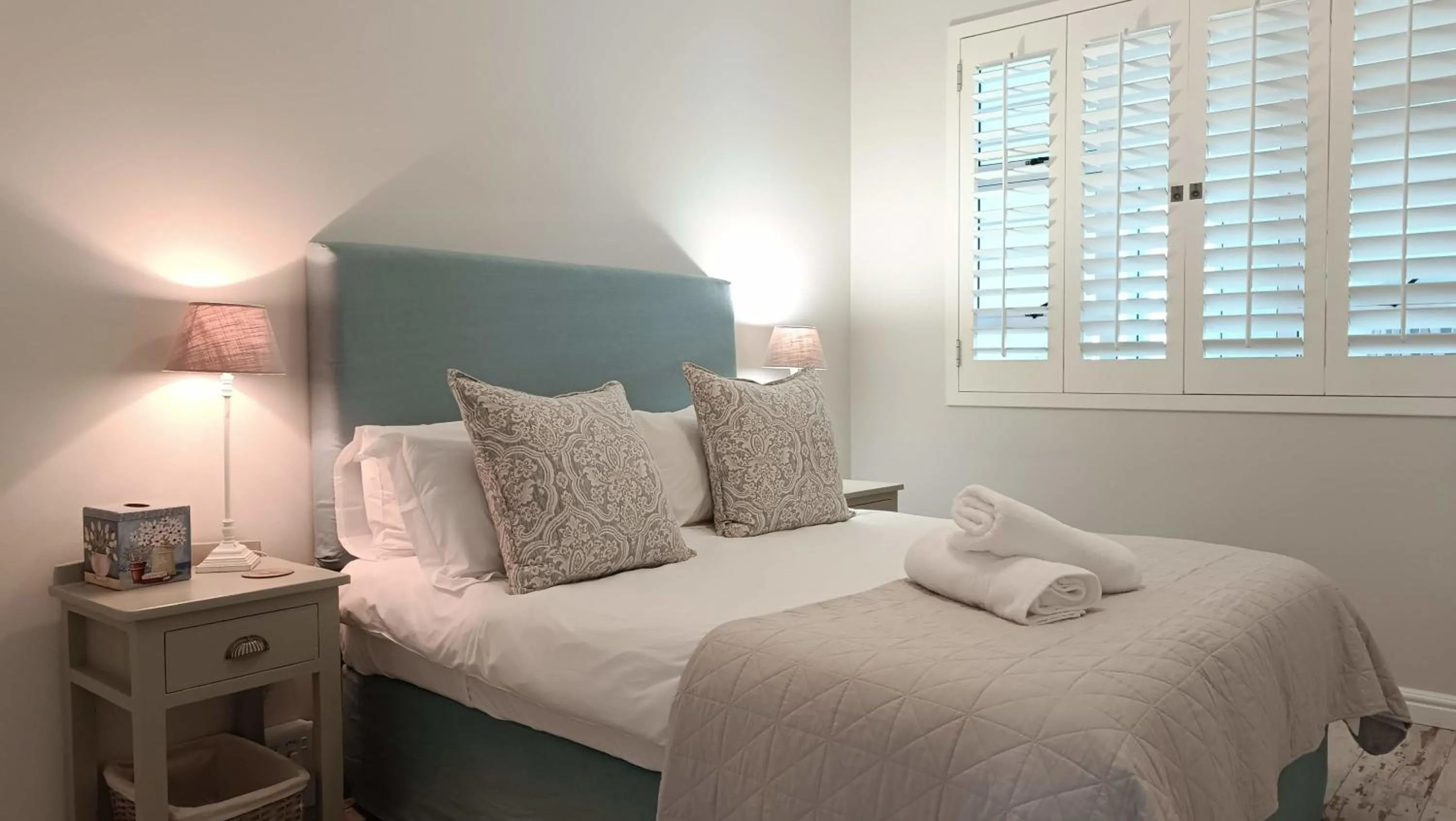 Bed in Beachy Head Hideaway 5 Pool Robberg 5 Beach