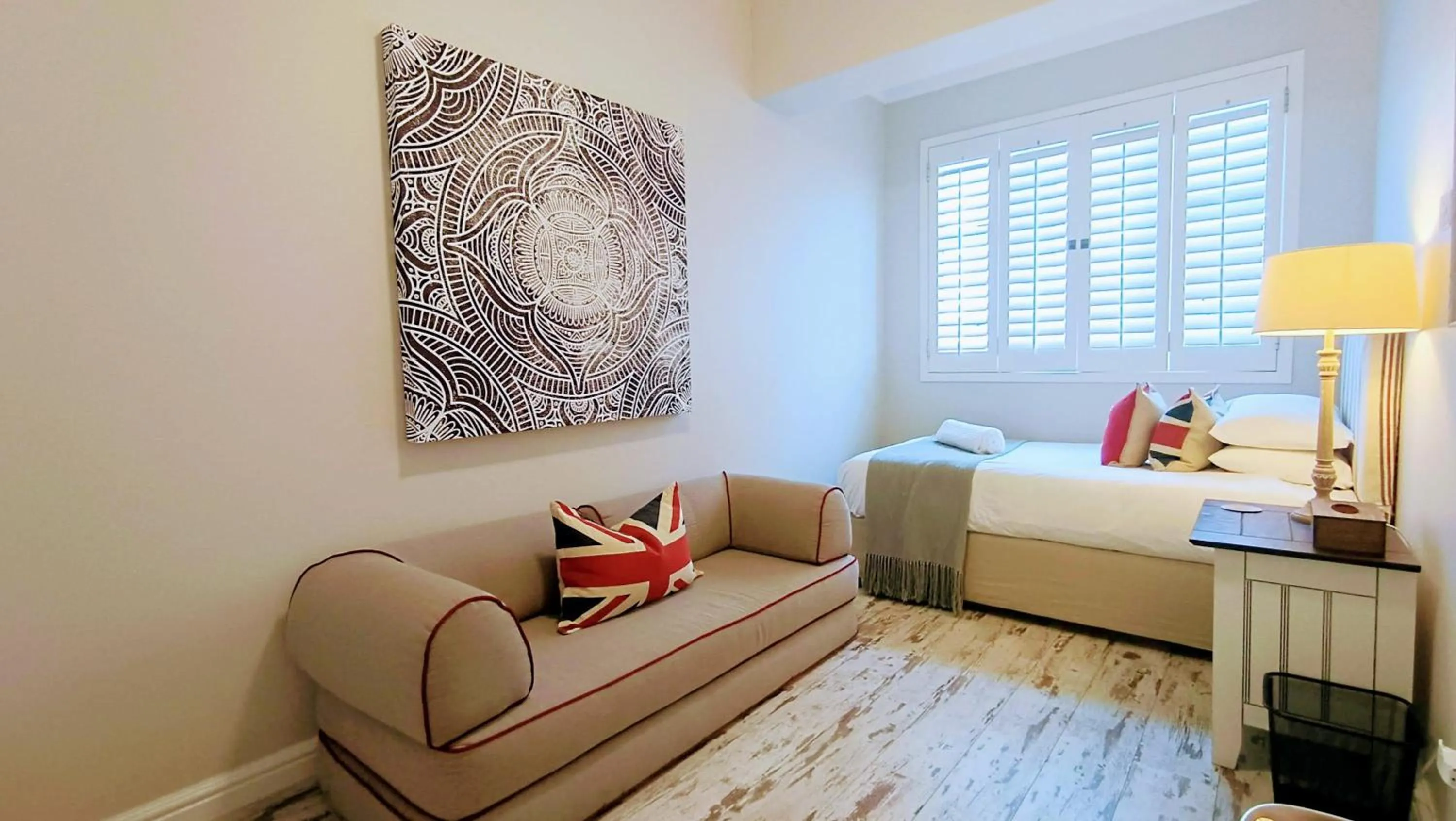 Bed in Beachy Head Hideaway 5 Pool Robberg 5 Beach