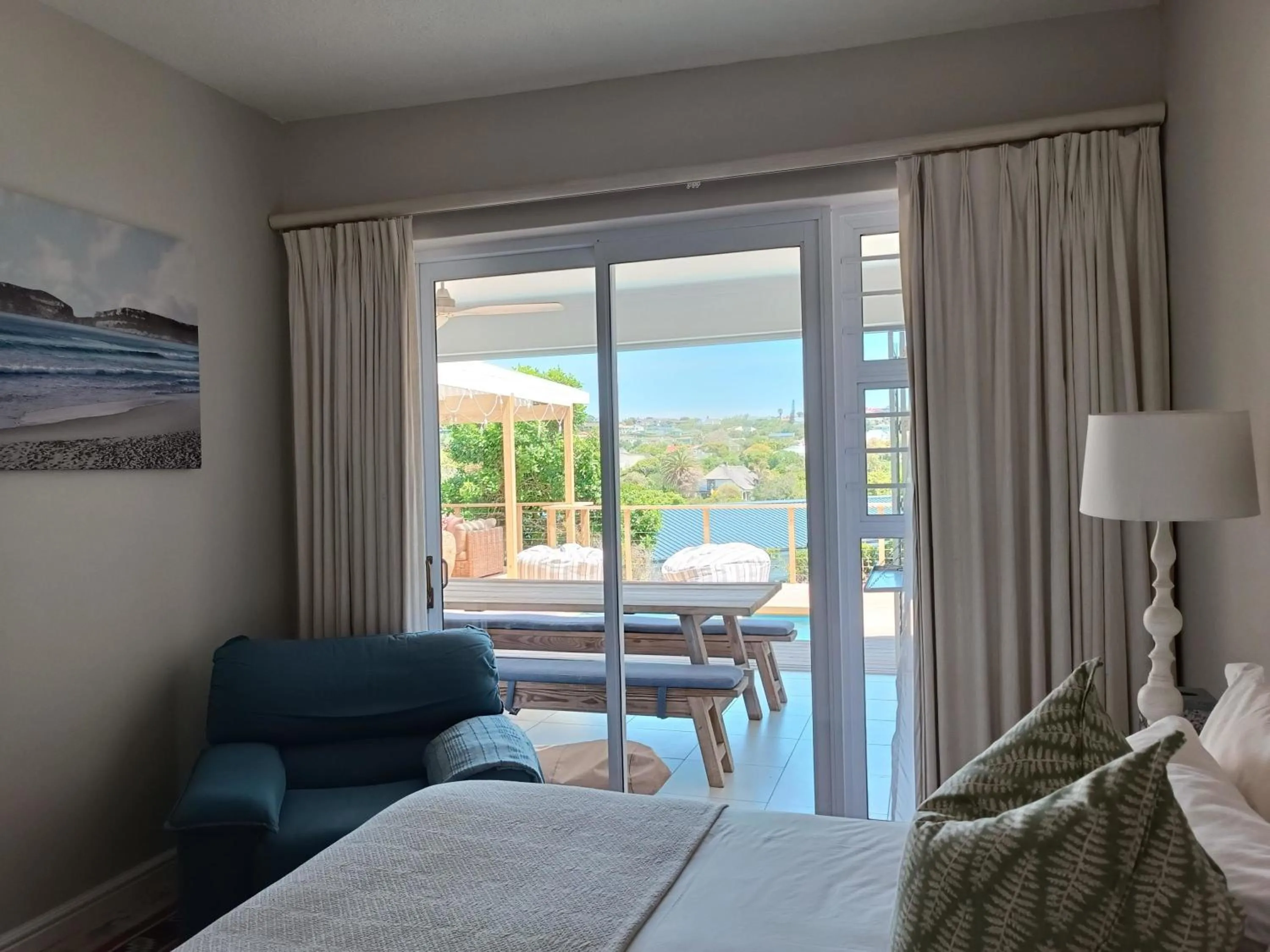 Bed in Beachy Head Hideaway 5 Pool Robberg 5 Beach