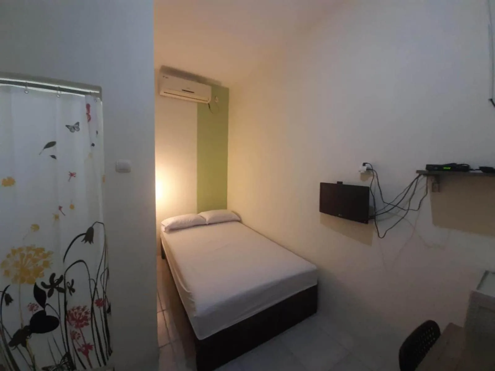 OYO 93274 Oren Home Bekasi