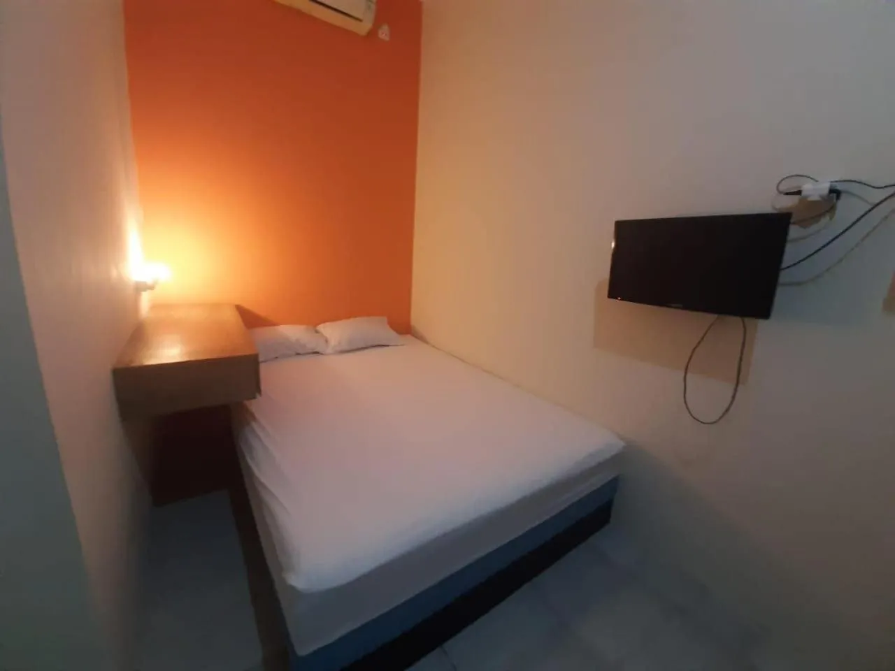 OYO 93274 Oren Home Bekasi