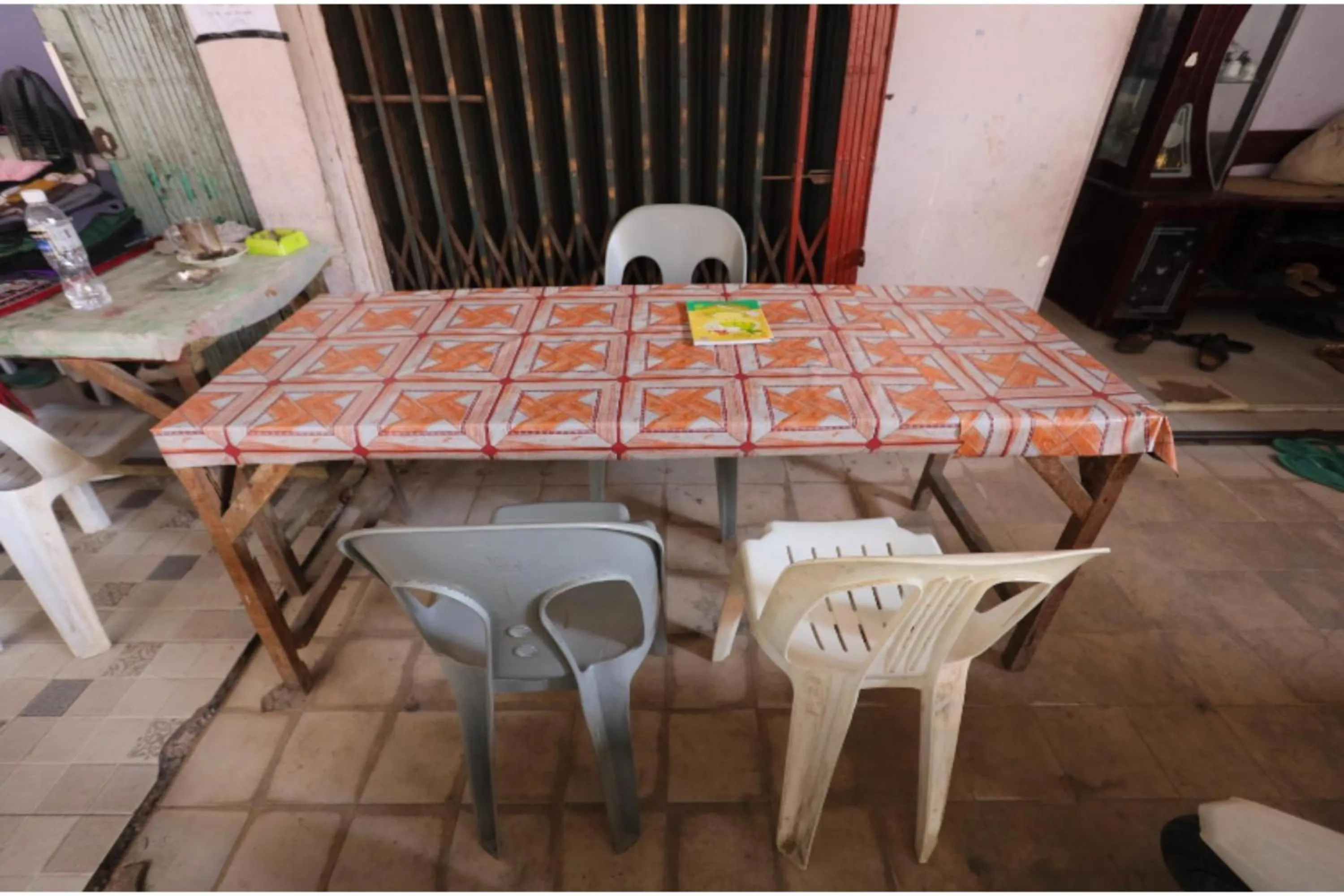 Lobby or reception in SPOT ON 93276 Fendi 2 Homestay SyariahNearPelabuhan Feri Batam Centre