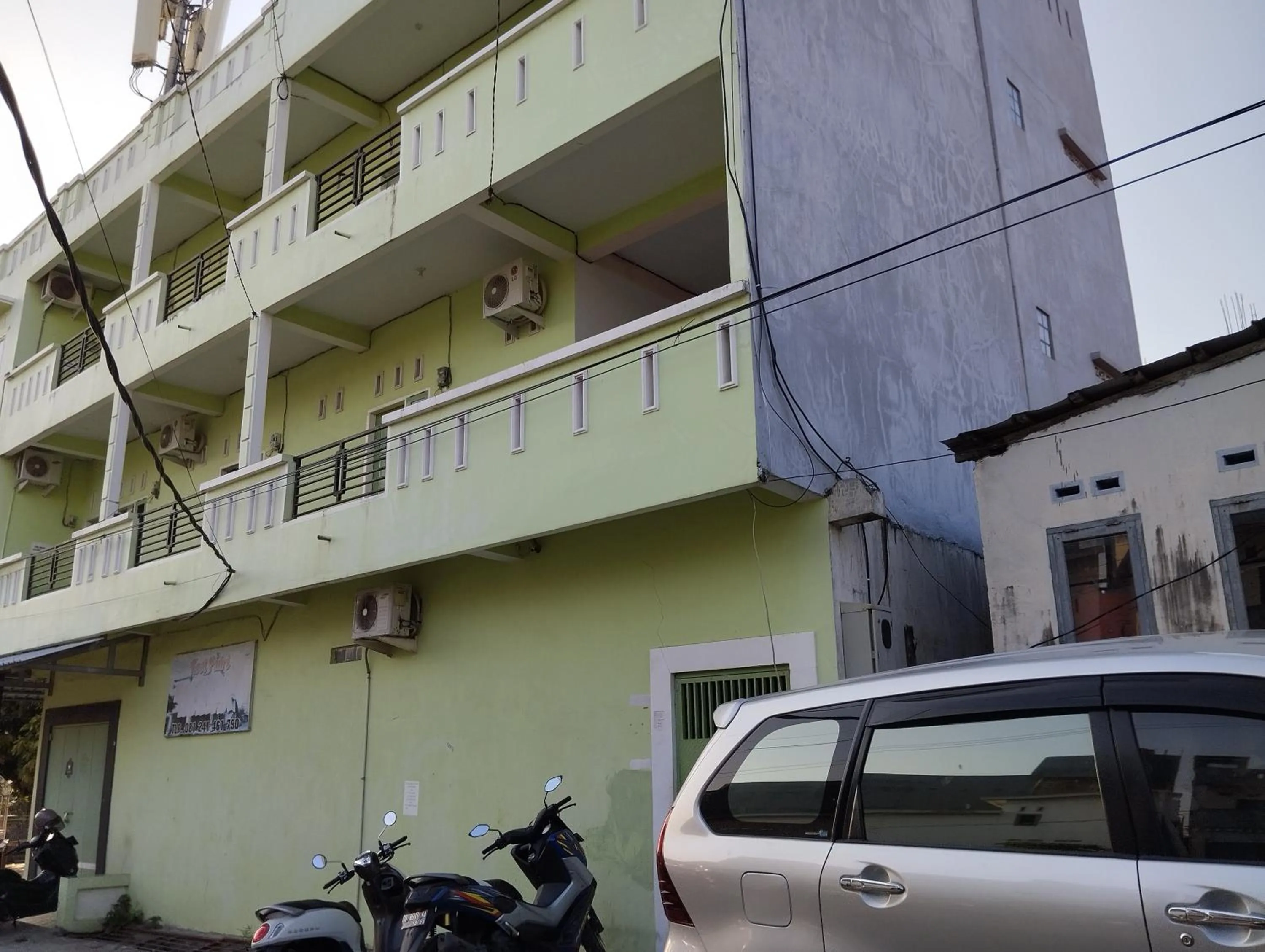 Property building in Hotel O Penginapan Permata Hijau Syariah Near Bukit Teletubbies