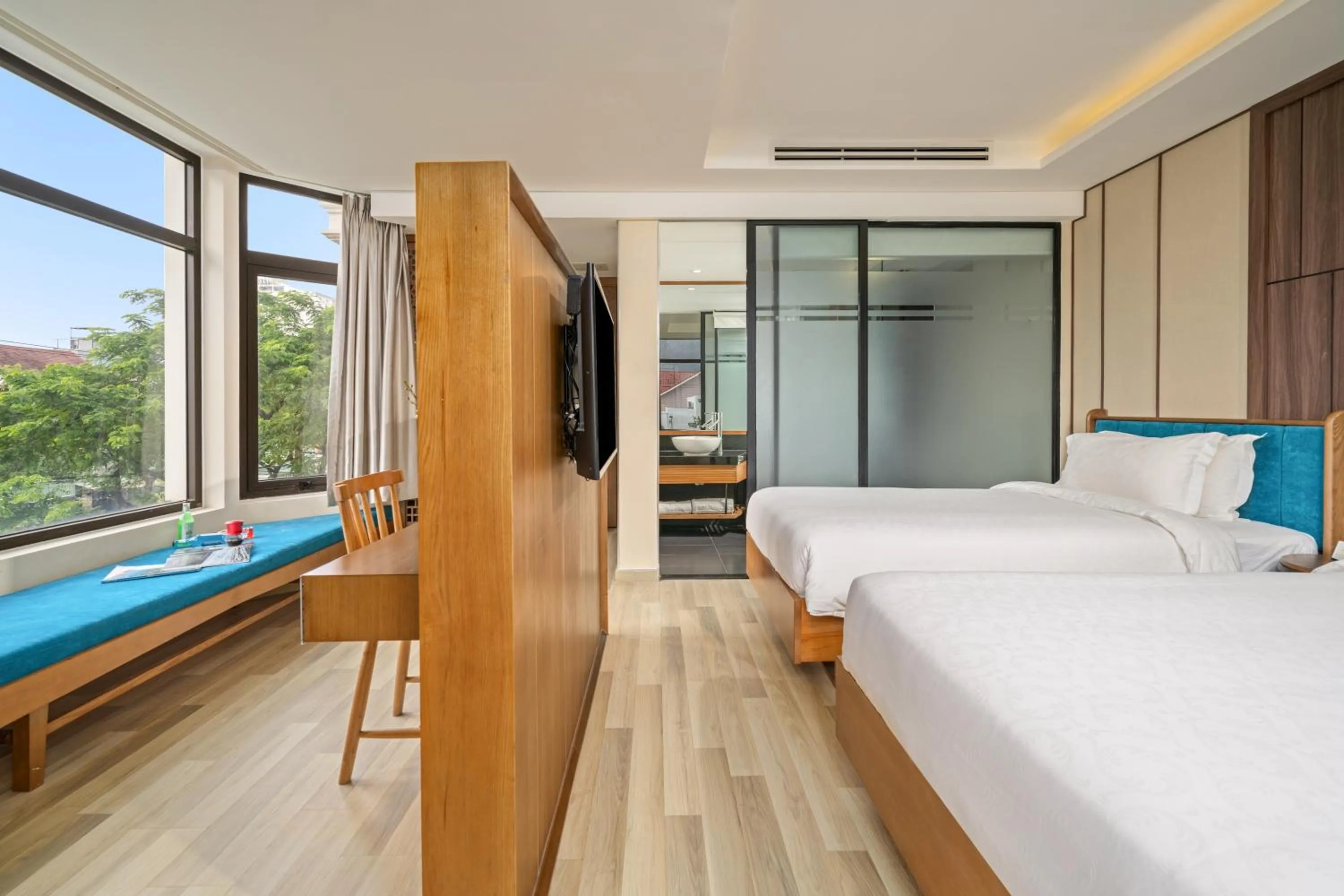 Bed in Brilliant Majestic Hotel