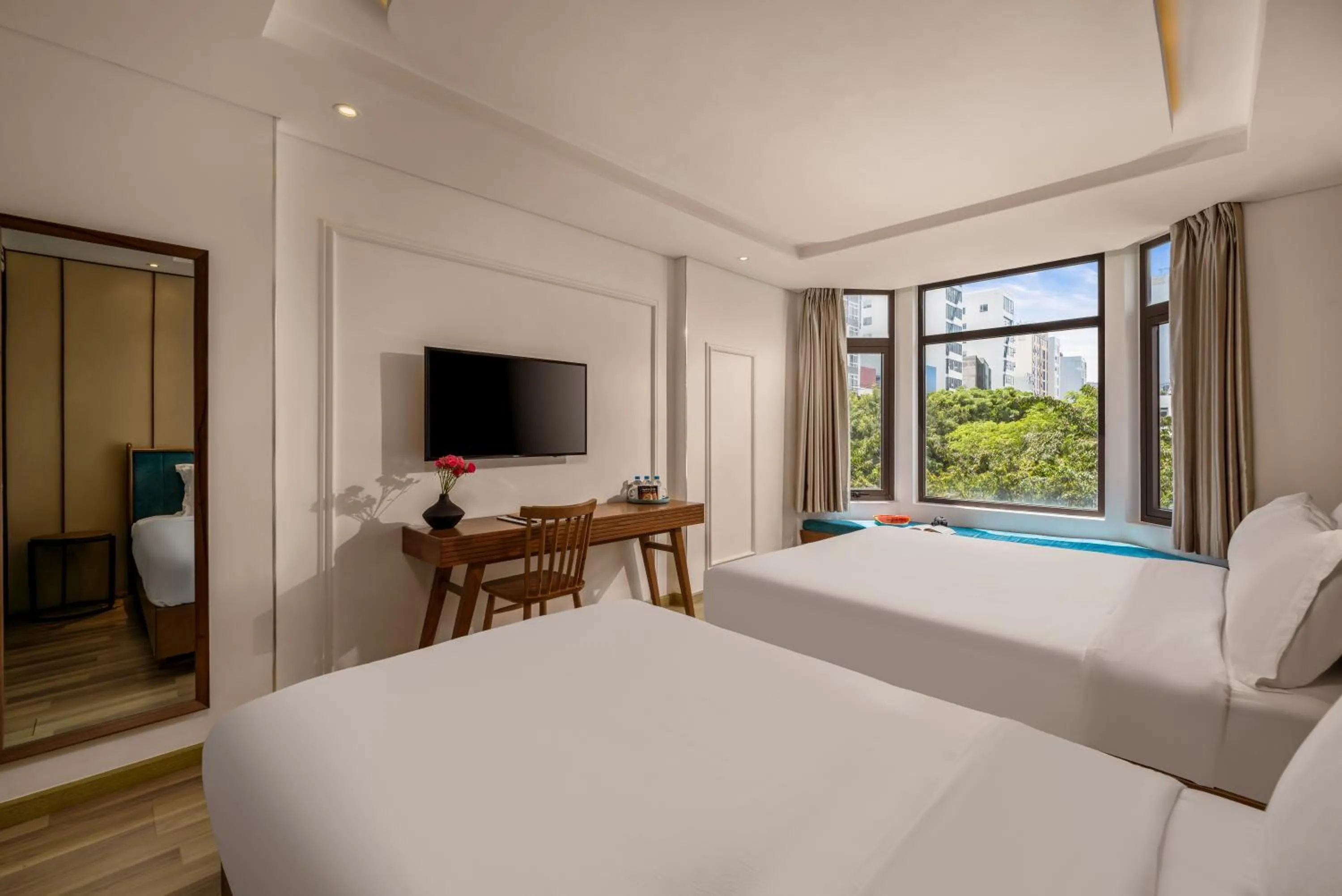 Bed in Brilliant Majestic Hotel