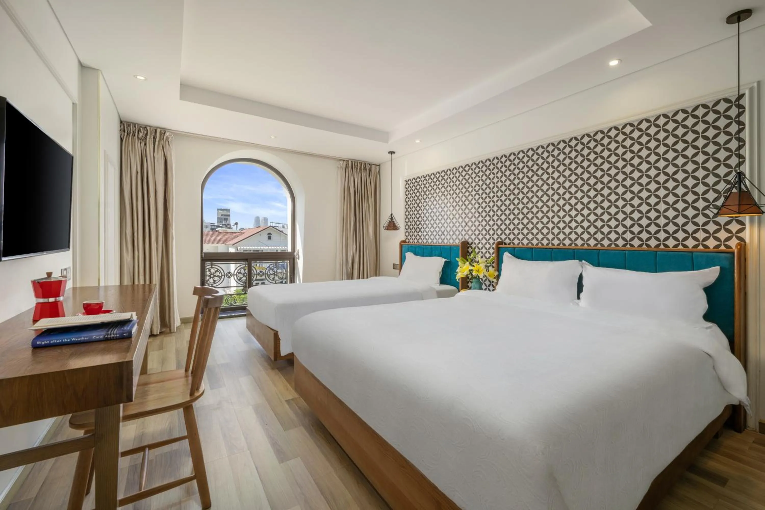 View (from property/room), Bed in Brilliant Majestic Hotel