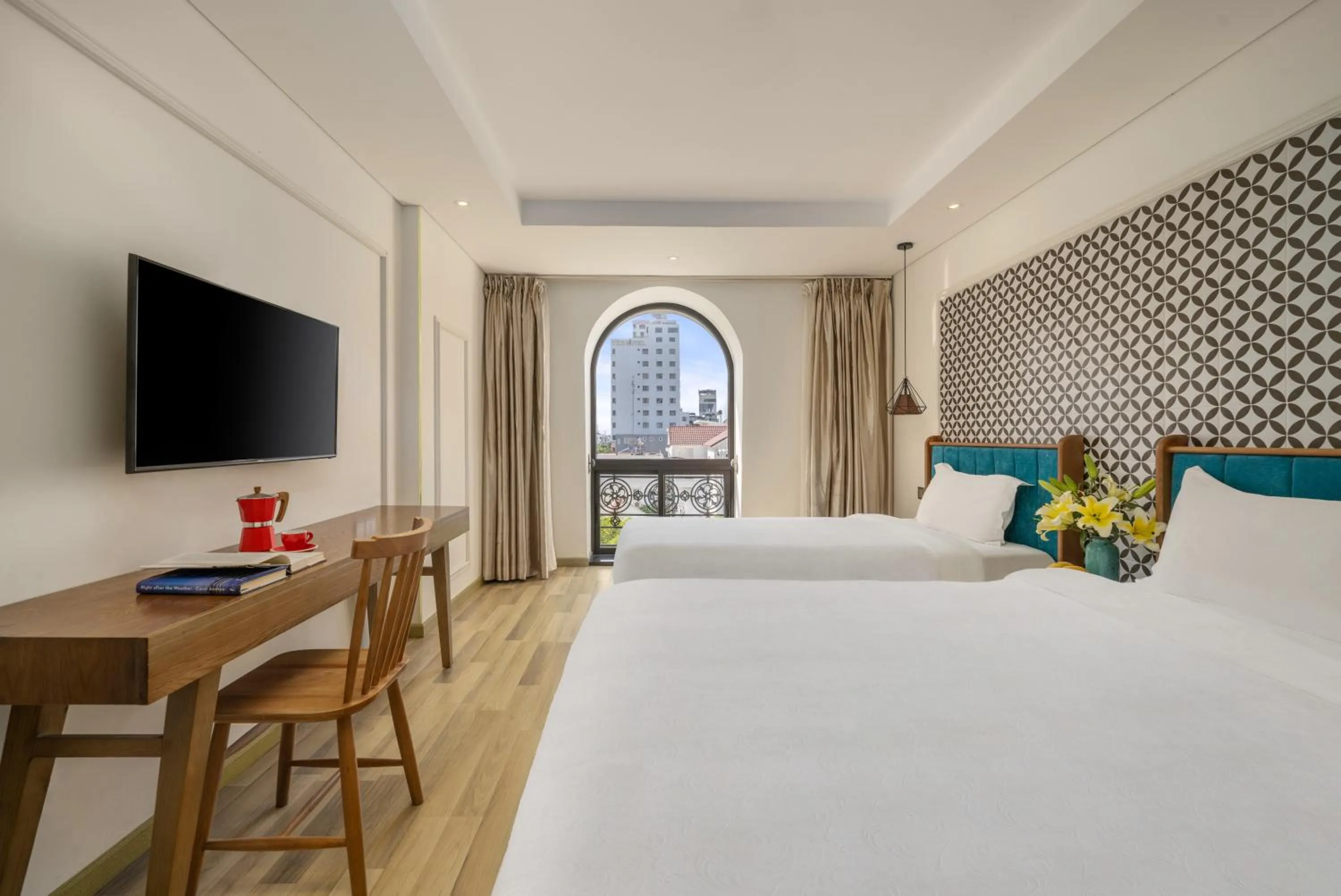 View (from property/room), Bed in Brilliant Majestic Hotel