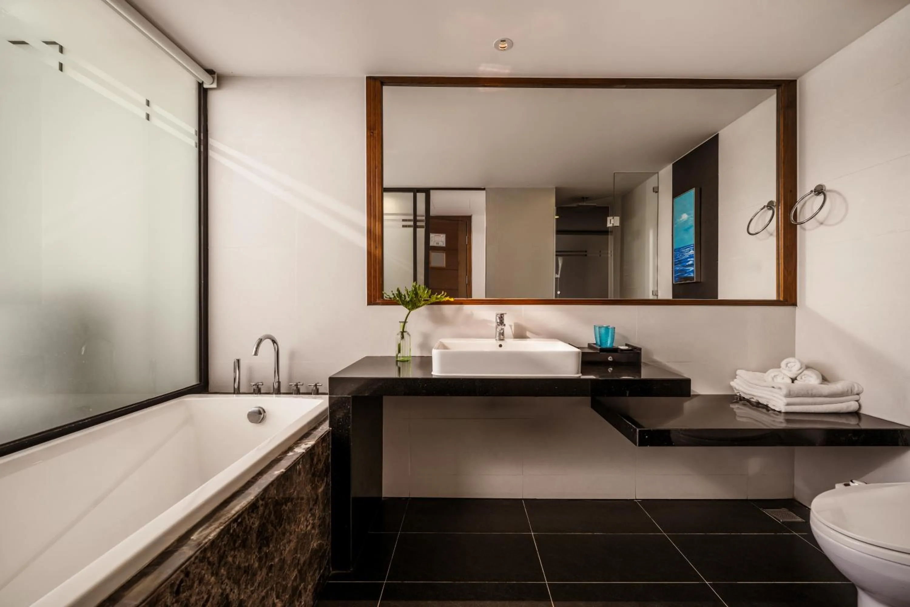 Bathroom in Brilliant Majestic Hotel