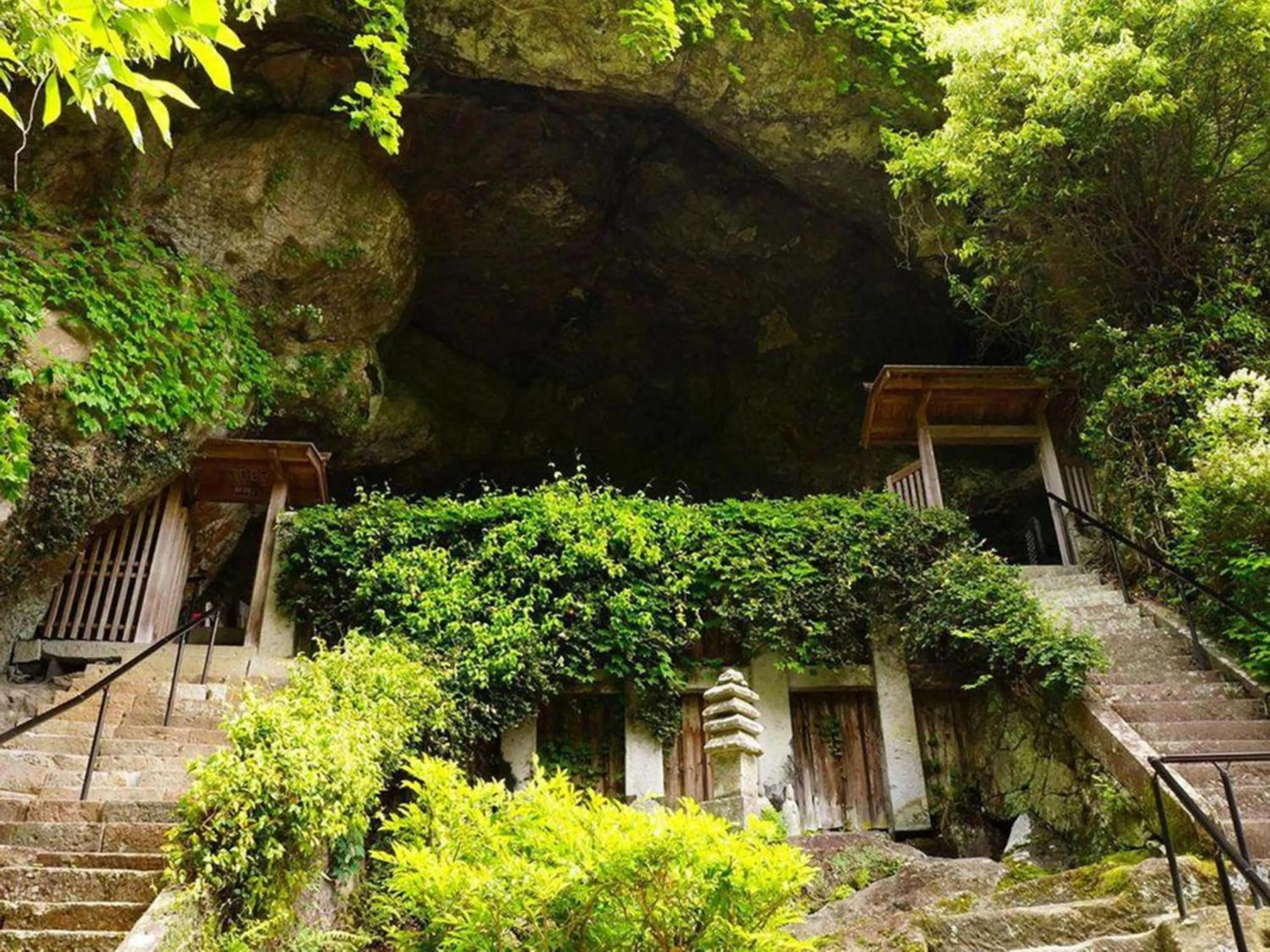 Nearby landmark in Grids Premium Hotel Kumamoto