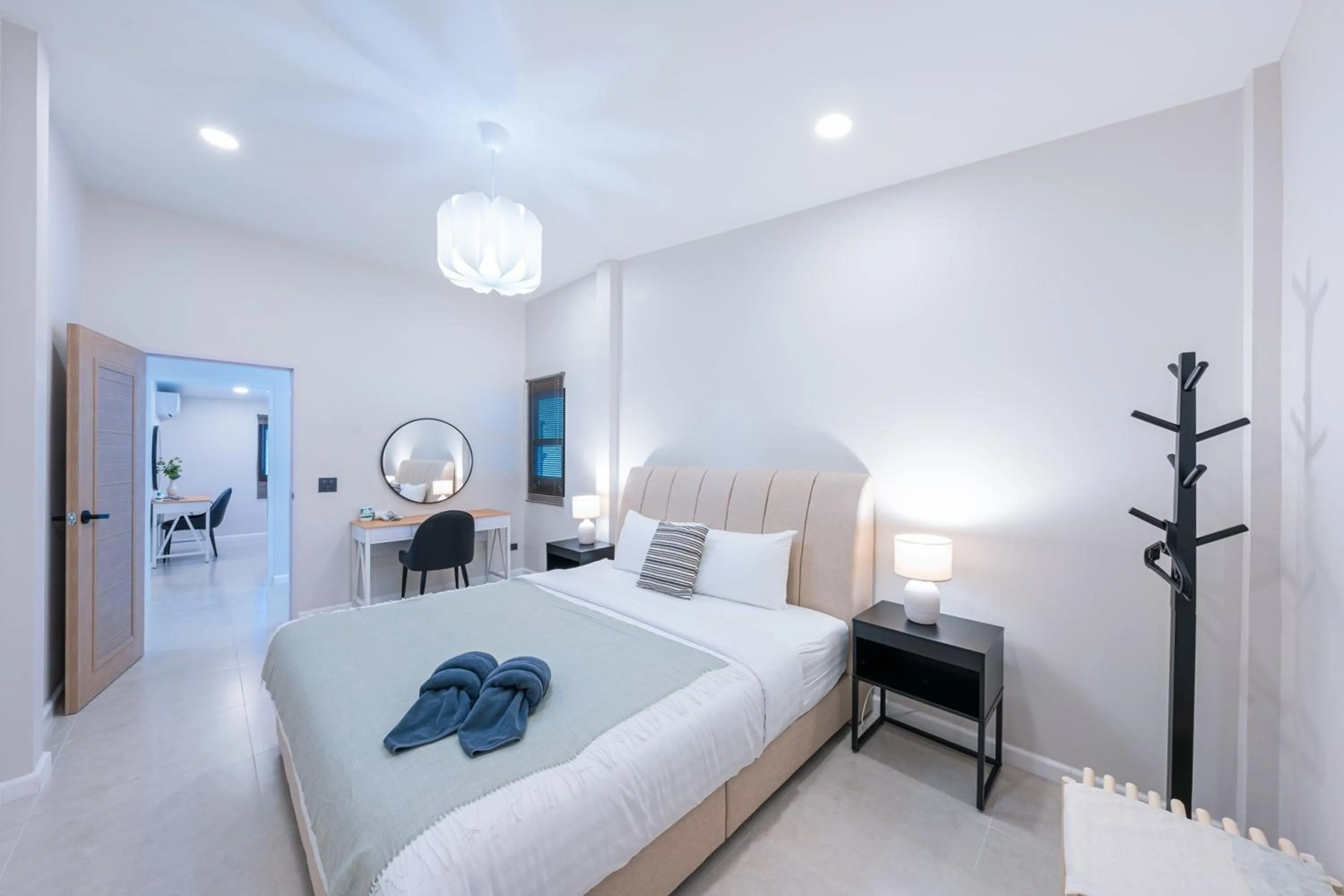 Bedroom, Bed in The 38 Pool Villas Pattaya