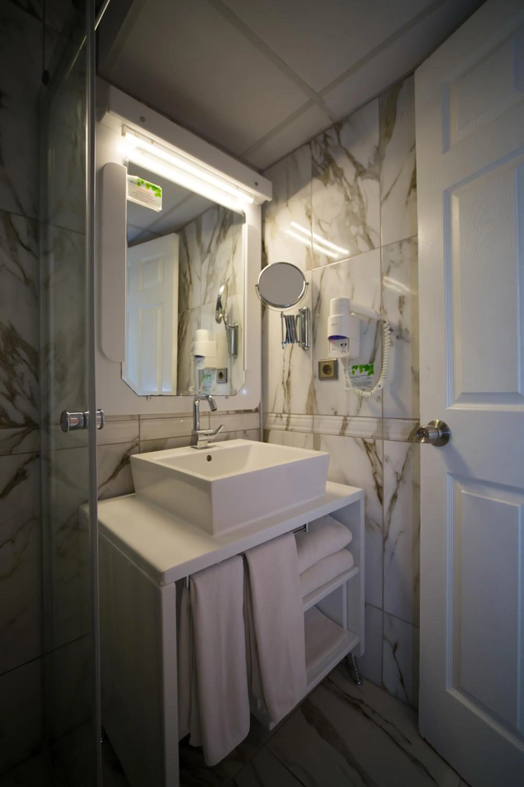 Bathroom in Ölüdeniz Turquoise Hotel - All Inclusive