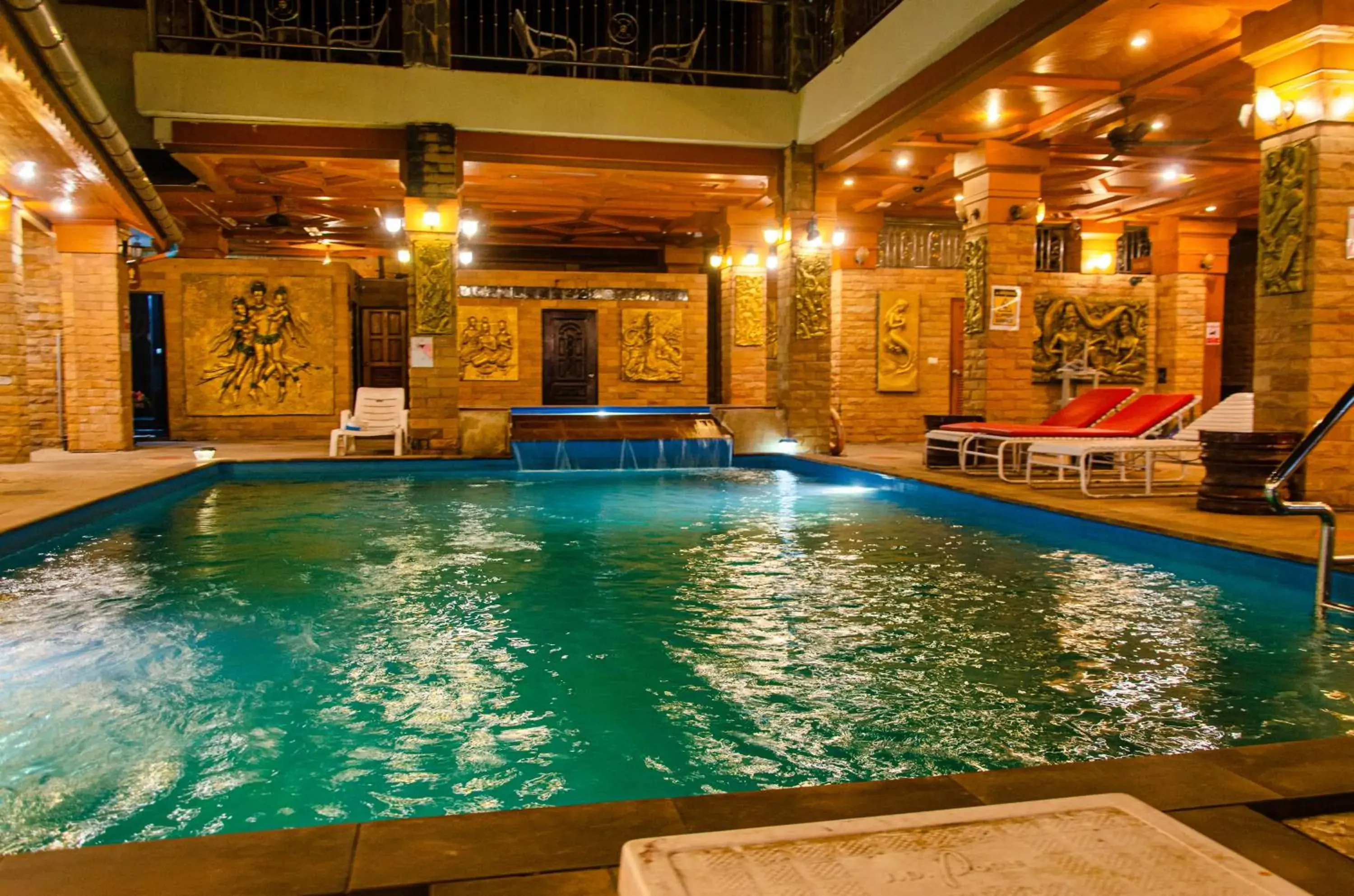 Swimming pool in Diva Patong Hotel Swimming pool in Diva Patong Hotel