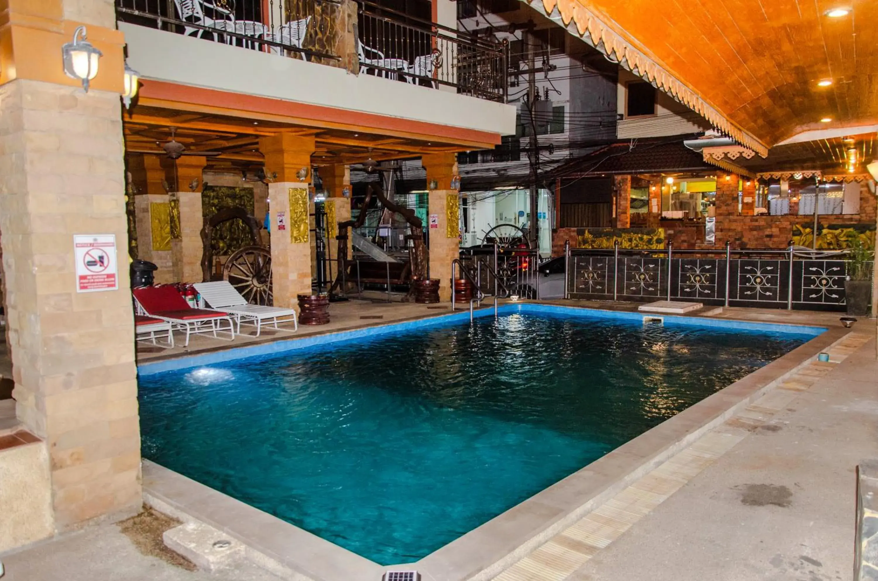 Swimming pool in Diva Patong Hotel Swimming pool in Diva Patong Hotel