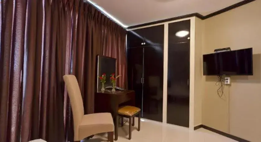 Richmond Plaza Hotel Richmond Plaza Hotel