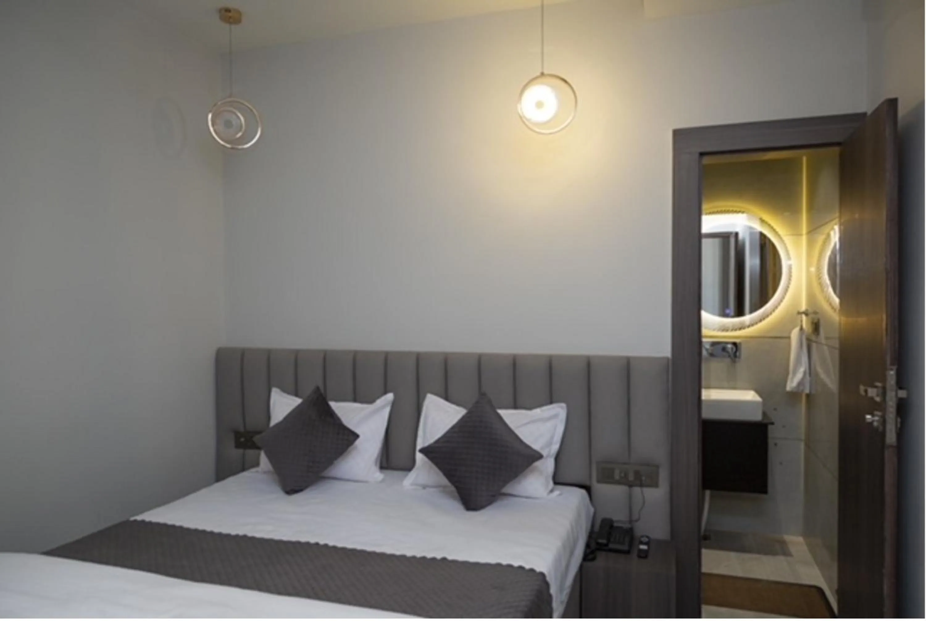 Bedroom, Bed in THE ORIN