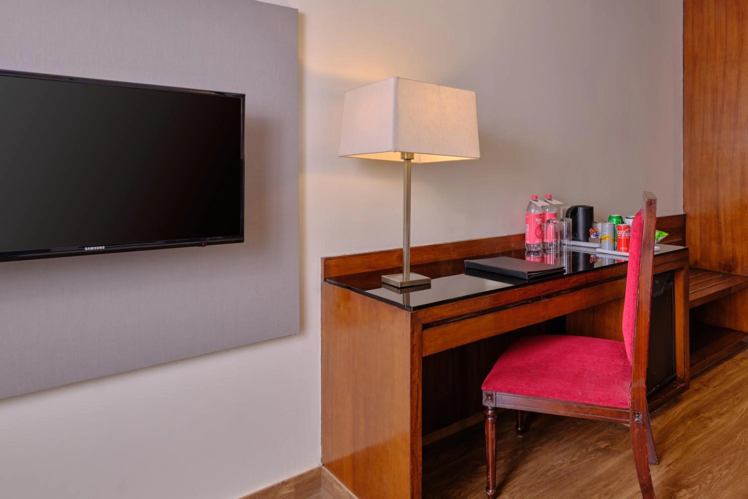 Coffee/tea facilities in Best Western Country Woods Ambala