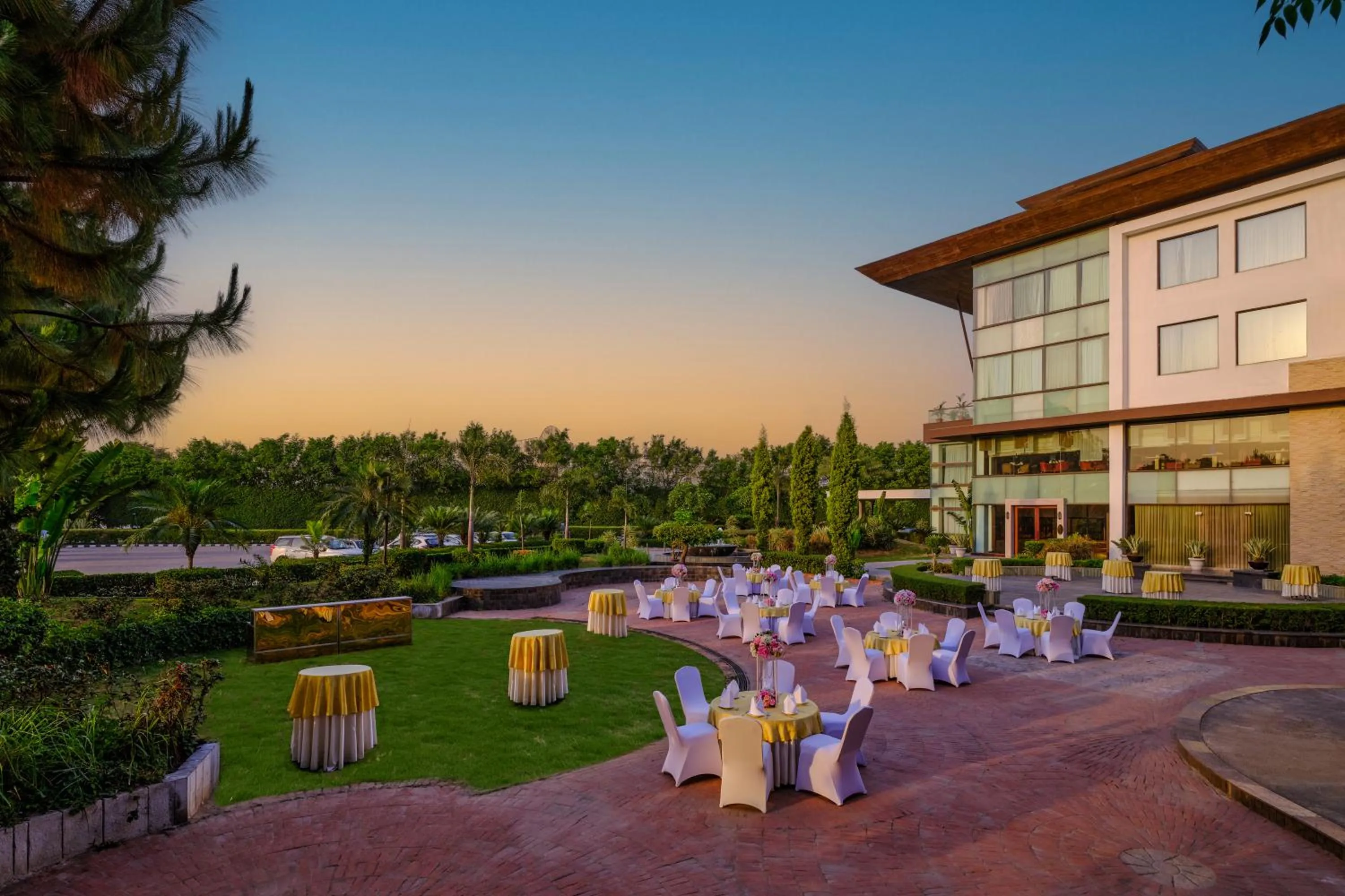 Banquet/Function facilities in Best Western Country Woods Ambala