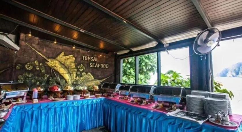 Phi Phi Banyan Villa