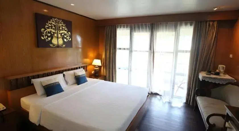 Bed in Phi Phi Banyan Villa Bed in Phi Phi Banyan Villa