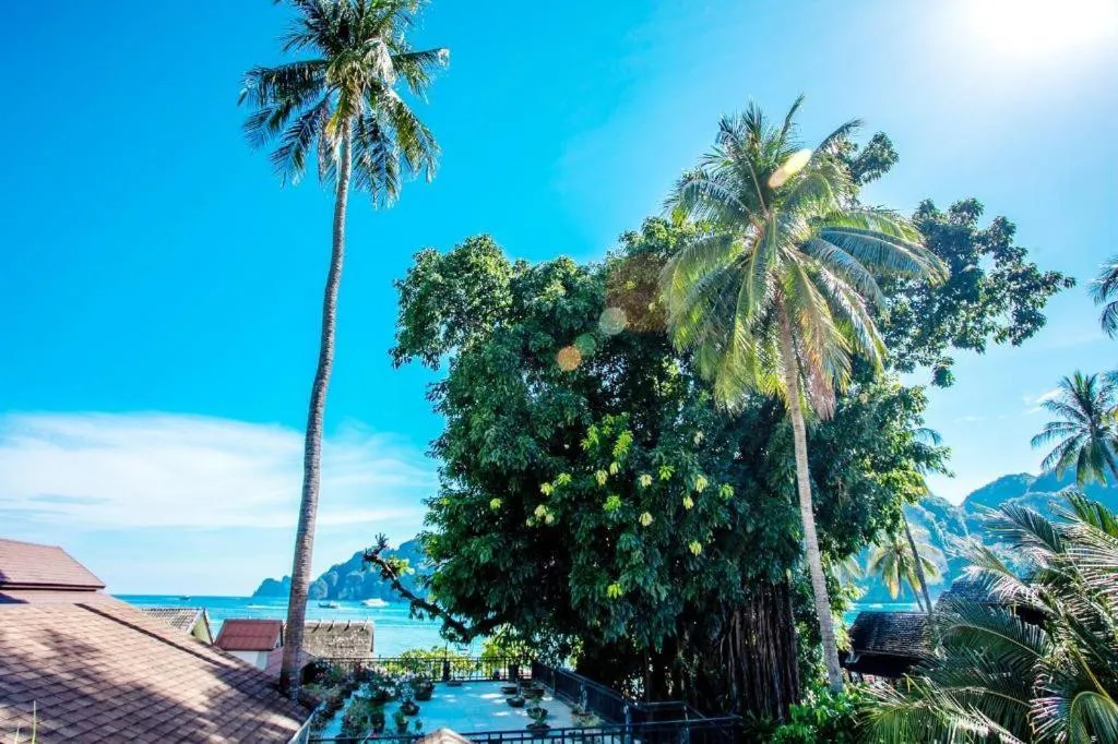 Phi Phi Banyan Villa