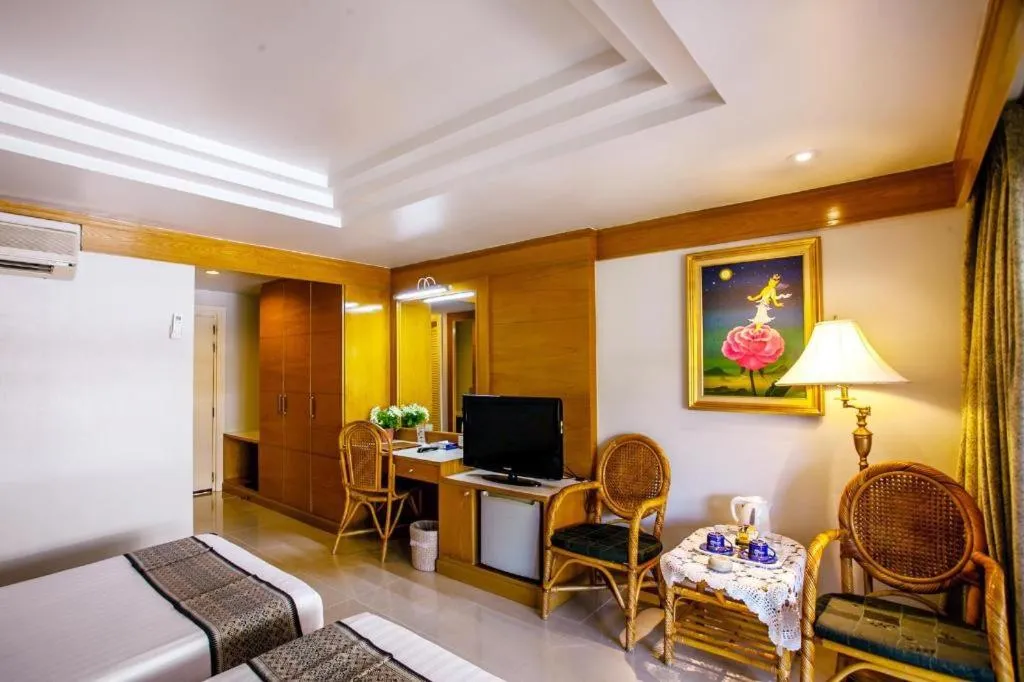 Phi Phi Banyan Villa