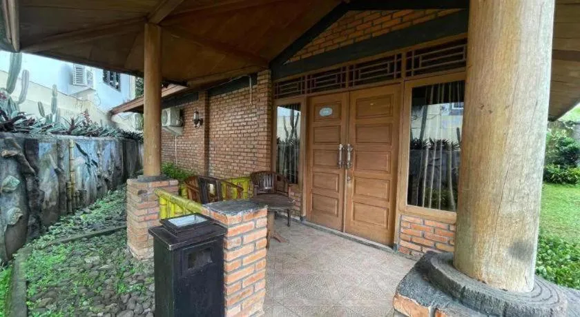 Rizen Premiere Hotel