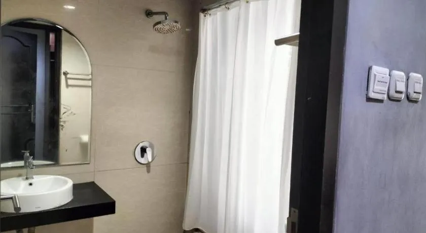 Rizen Premiere Hotel