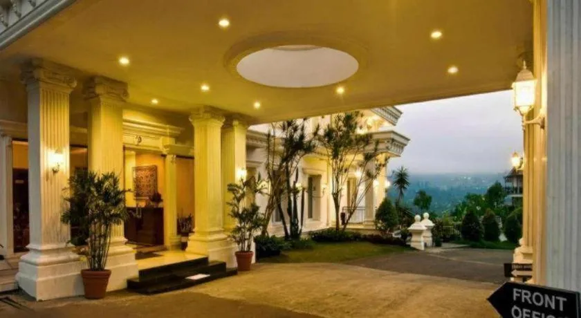 Rizen Premiere Hotel