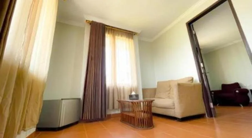 Rizen Premiere Hotel