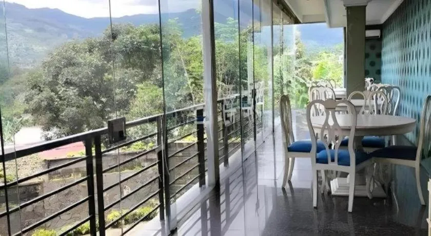 Rizen Premiere Hotel