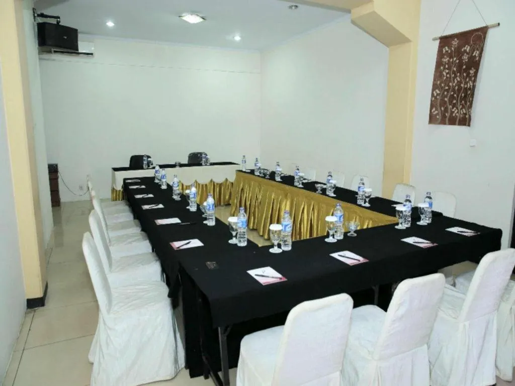 Rizen Premiere Hotel