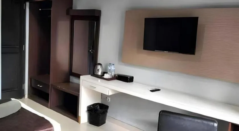 Rizen Premiere Hotel