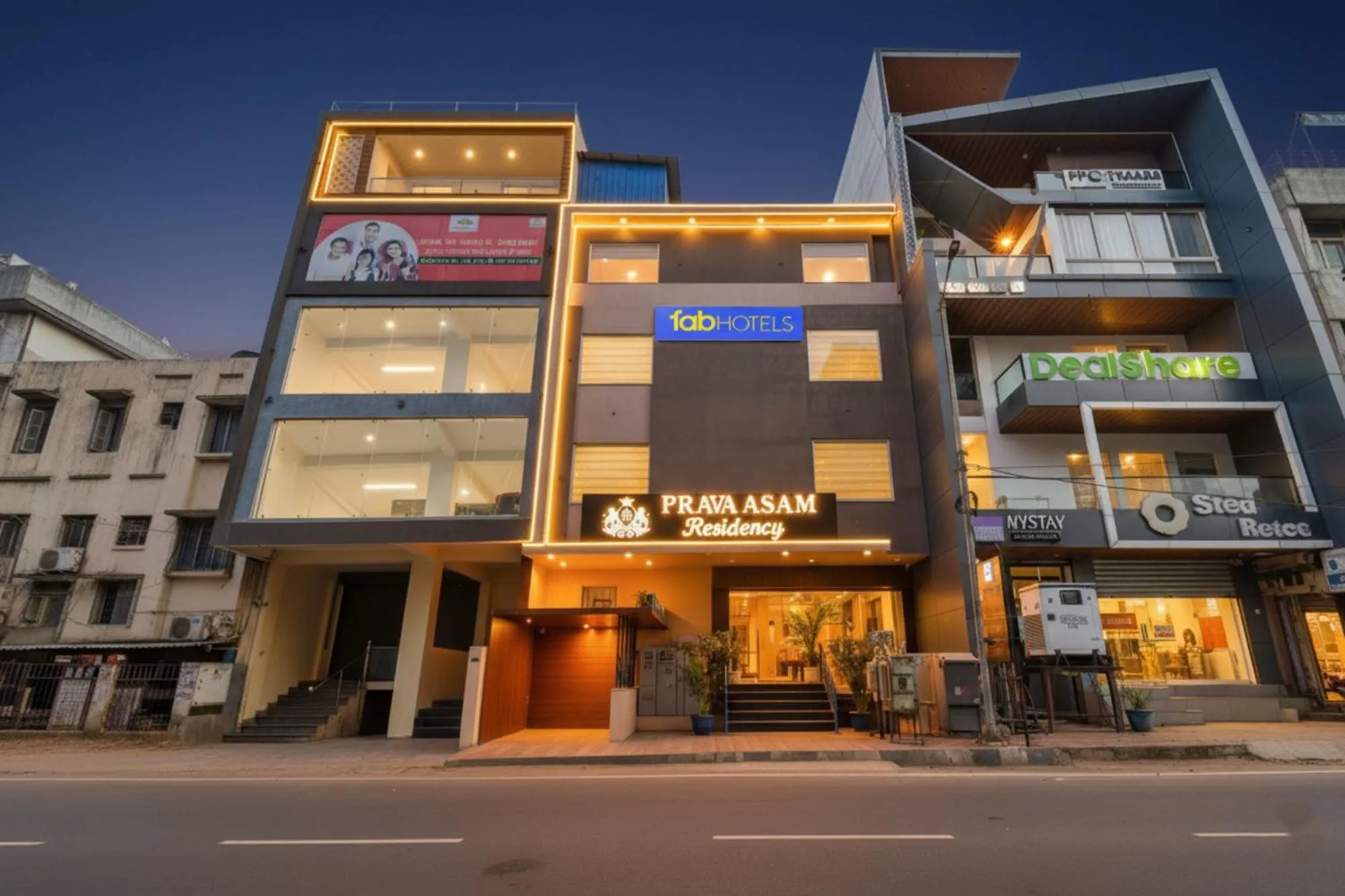 Facade/entrance in FabHotel Pravaasam Residency