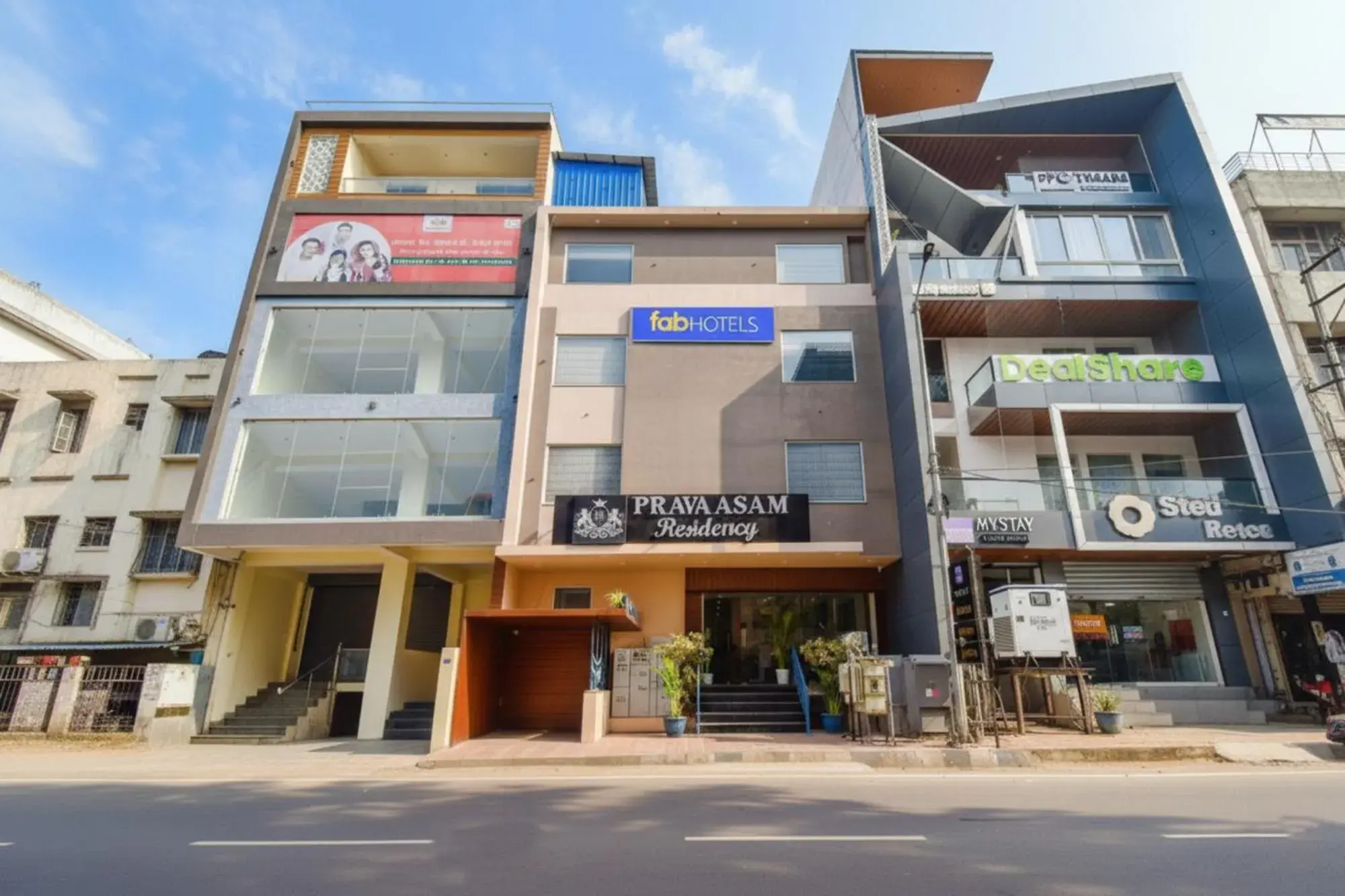 Facade/entrance in FabHotel Pravaasam Residency Facade/entrance in FabHotel Pravaasam Residency