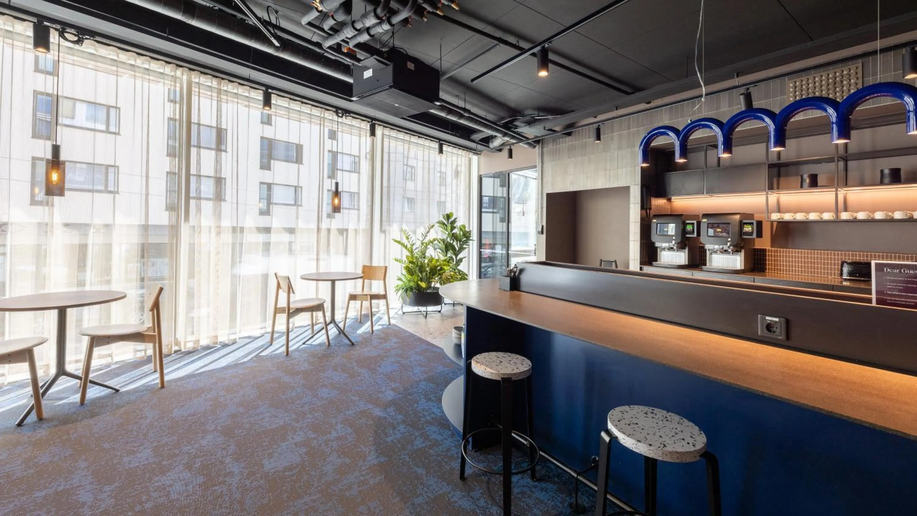 Communal kitchen in Citybox Helsinki