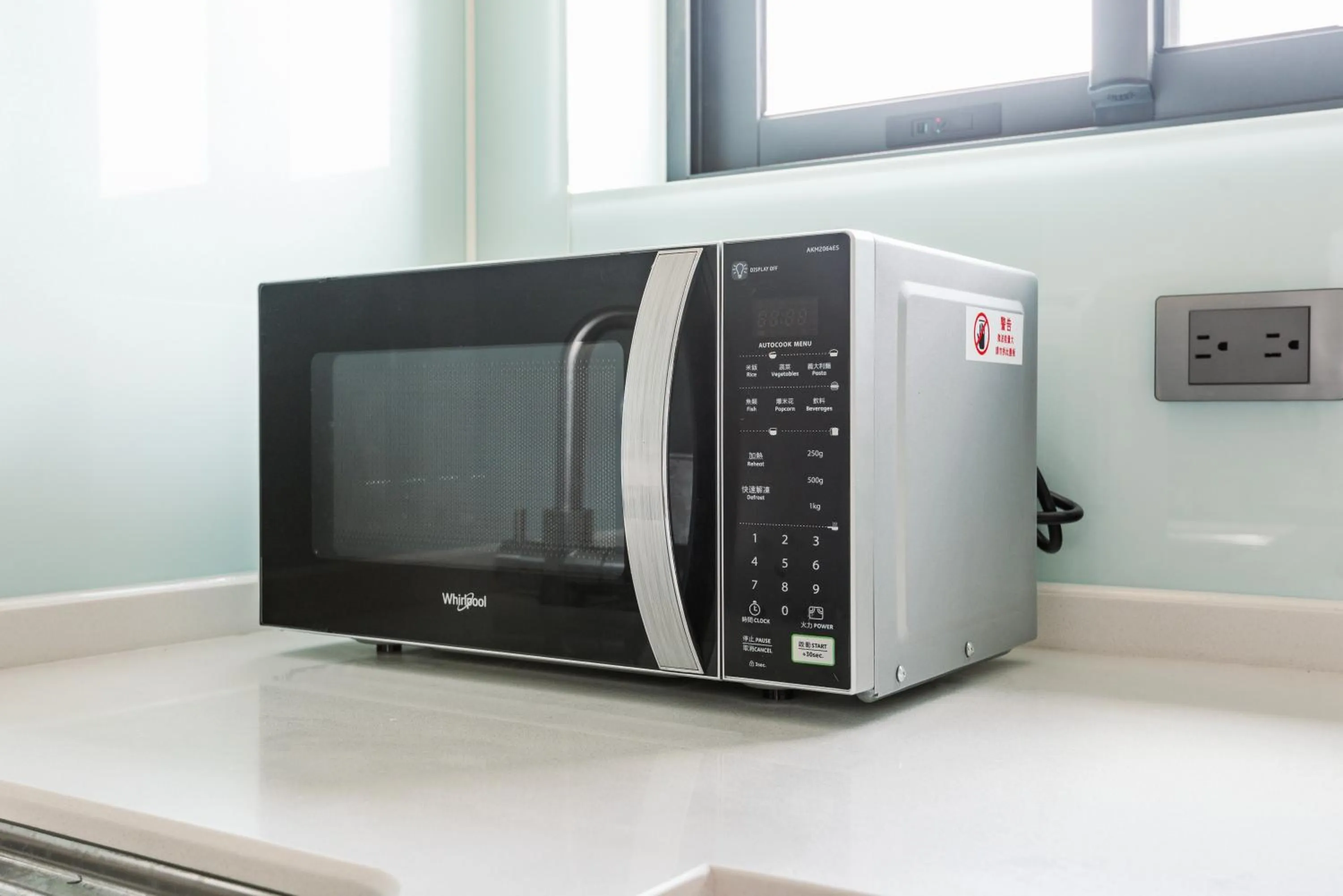 Communal kitchen in Saturn Hotel