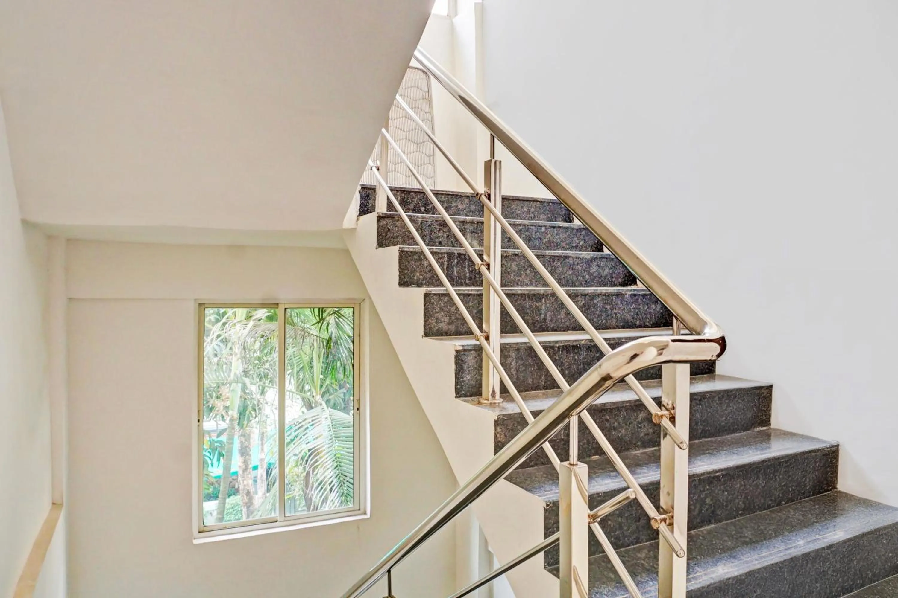 Lobby or reception in Super Collection O Baner formerly Seven Hills