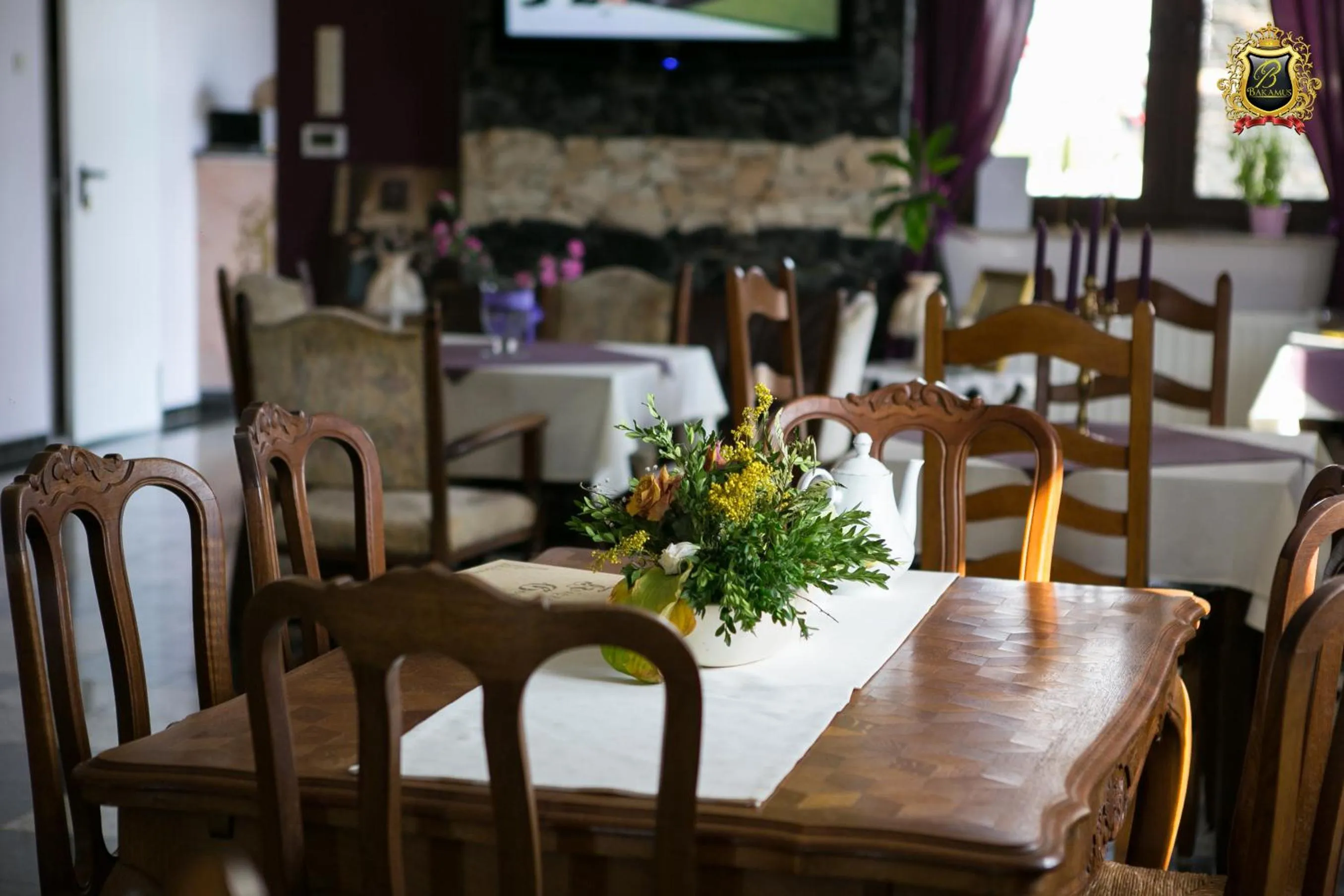 Communal lounge/ TV room in Rezydencja Bakamus