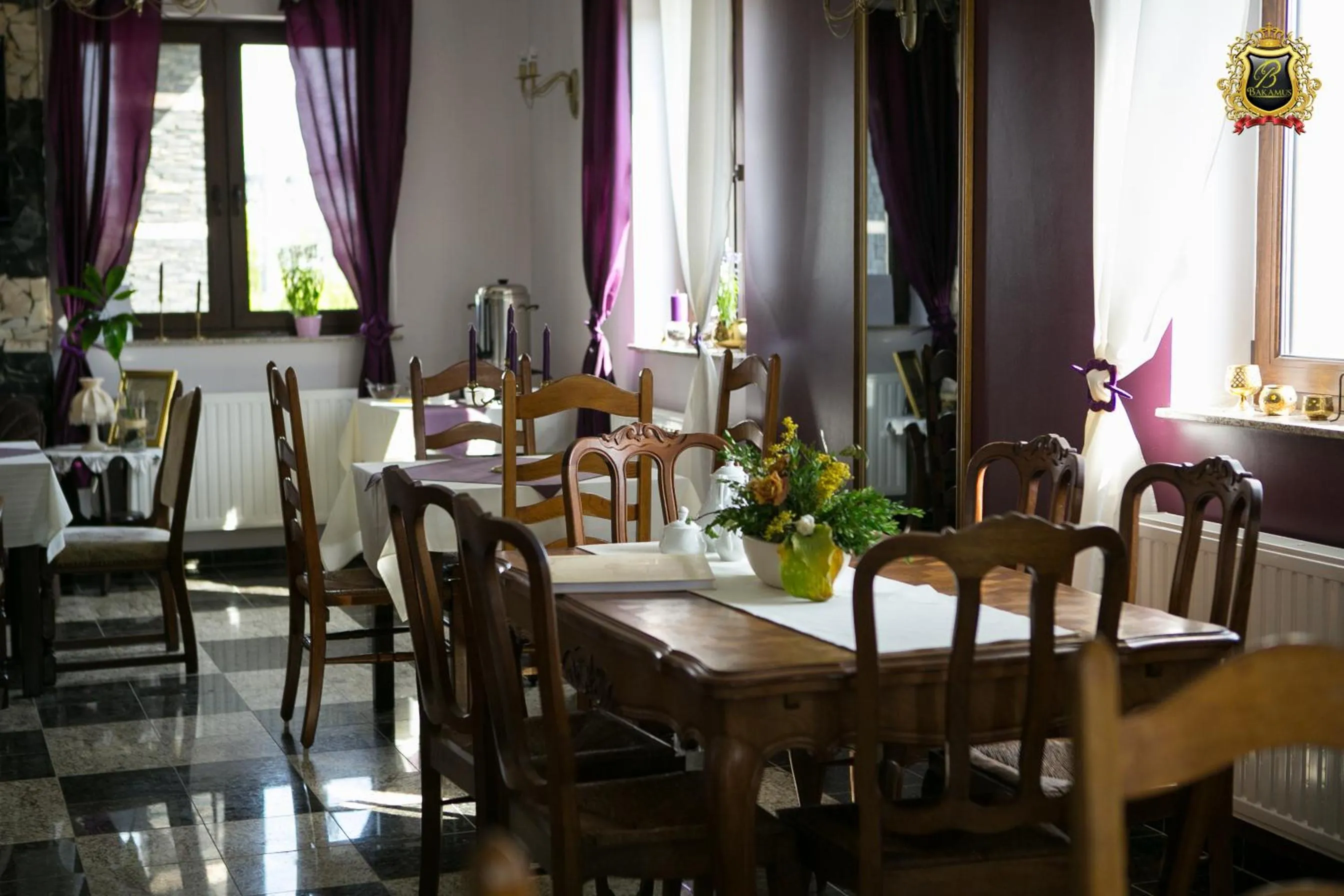 Communal lounge/ TV room in Rezydencja Bakamus