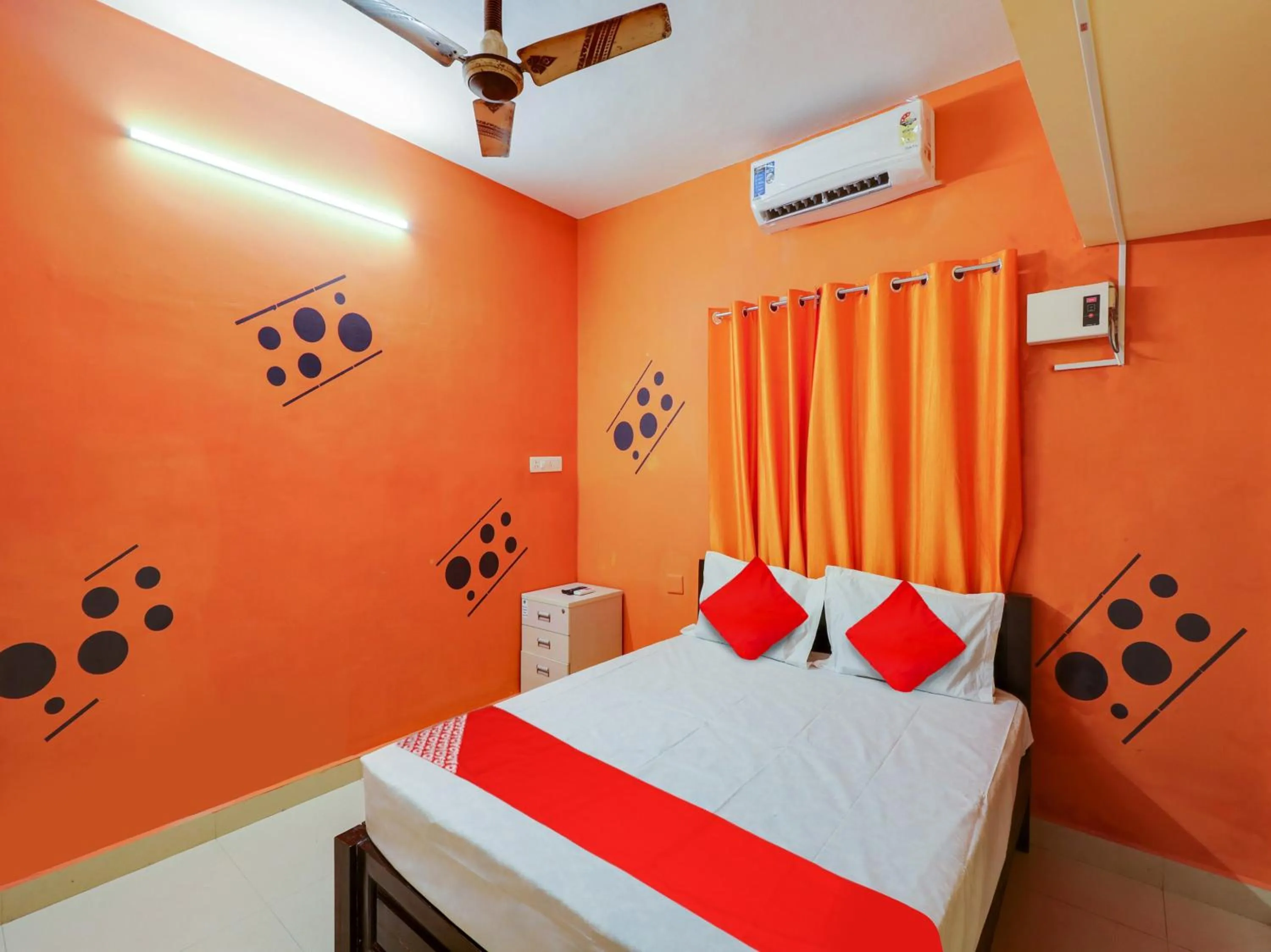 Bedroom, Bed in Super Hotel O Vsv Guest House Maduravoyal