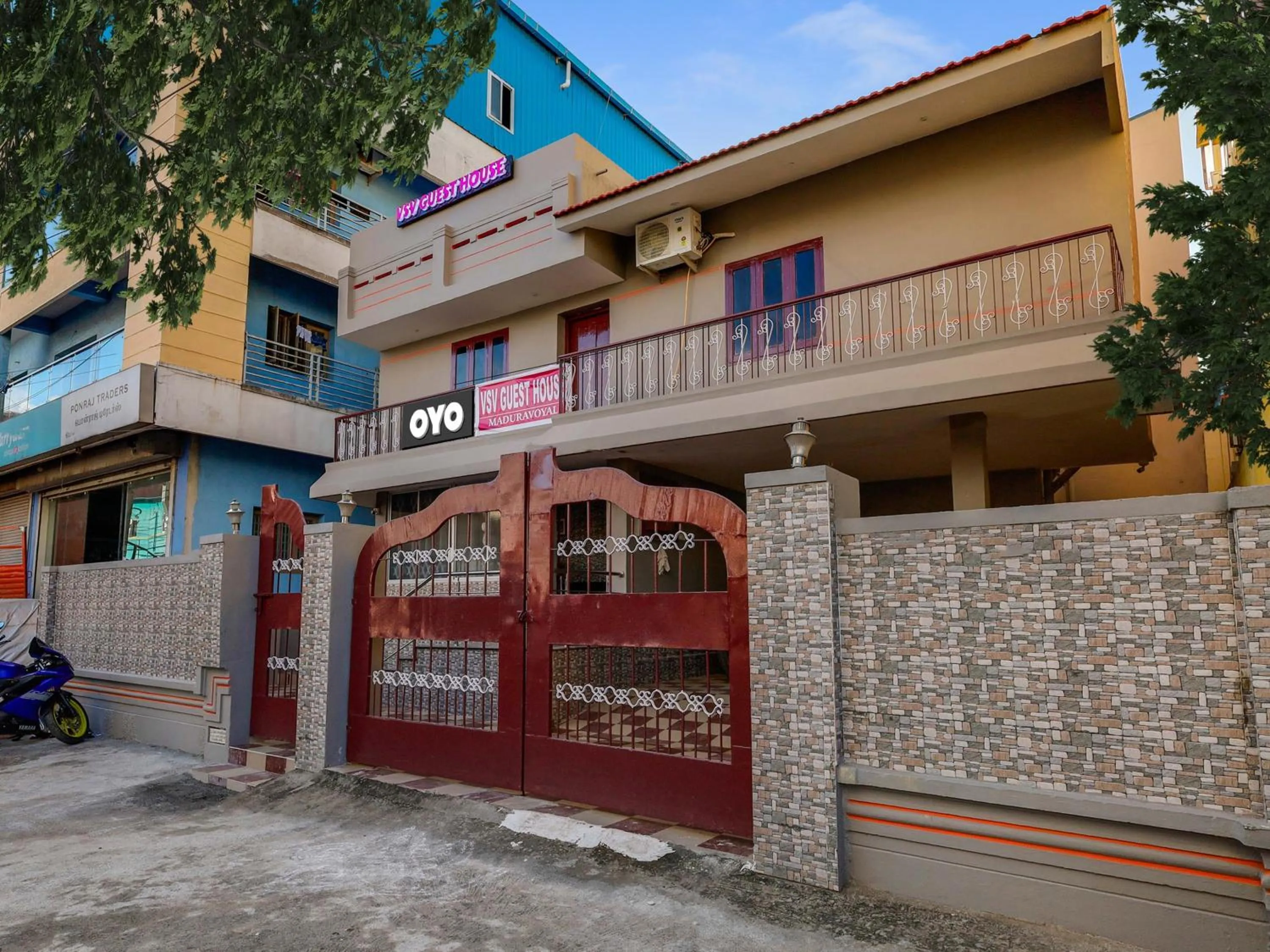 Facade/entrance in Super Hotel O Vsv Guest House Maduravoyal