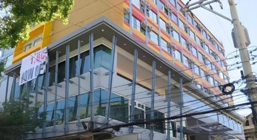 Travelite Hotel Legarda