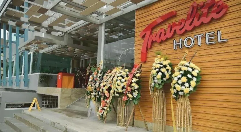 Travelite Hotel Legarda