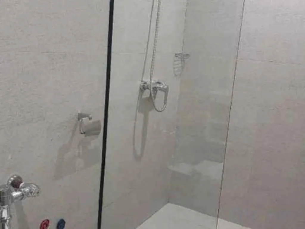 Travelite Hotel Legarda