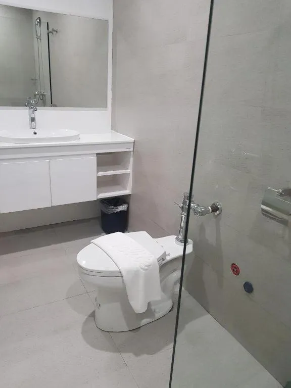 Travelite Hotel Legarda