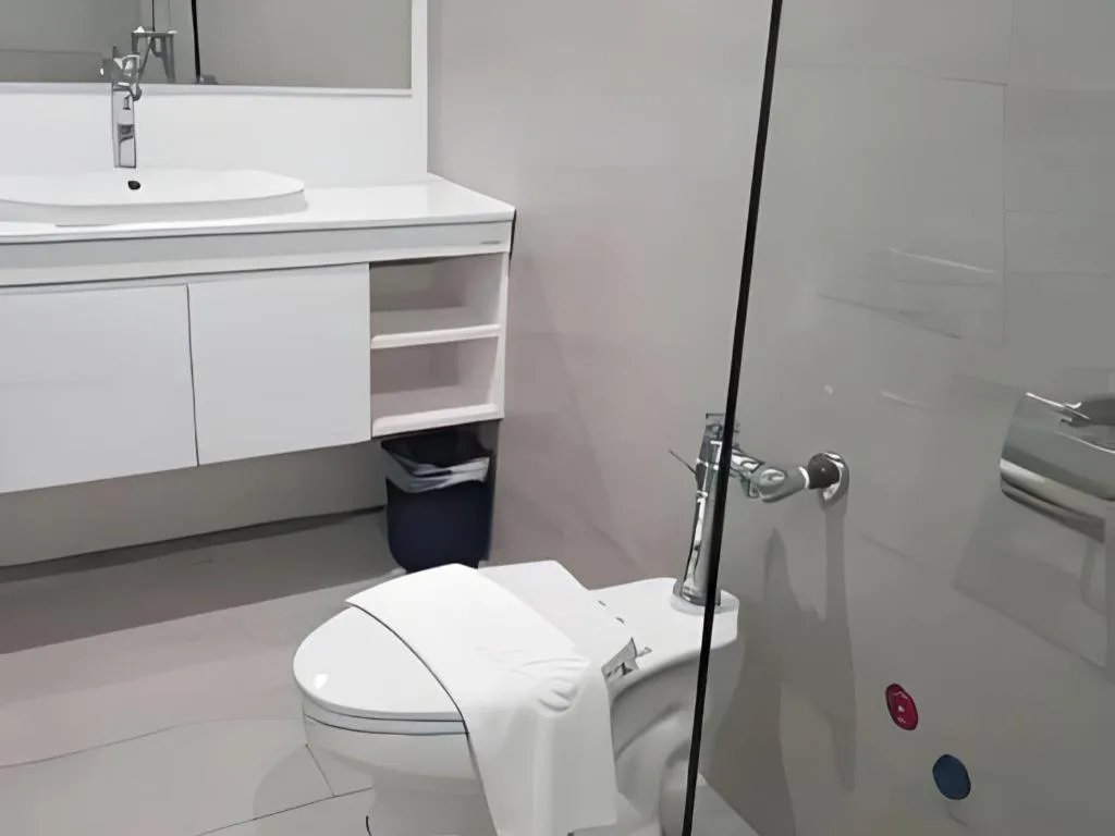 Travelite Hotel Legarda