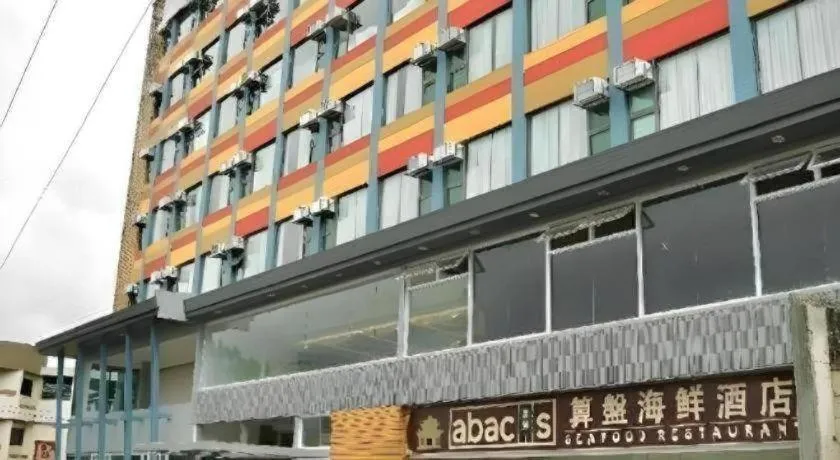 Travelite Hotel Legarda