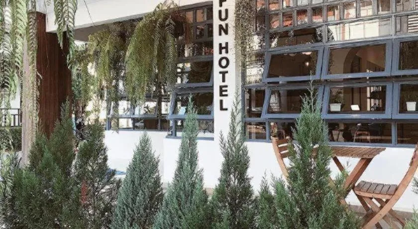 Fun Hotel