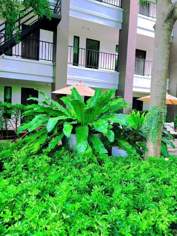 Gasser Park & Residence